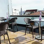 מלון Galata Design *